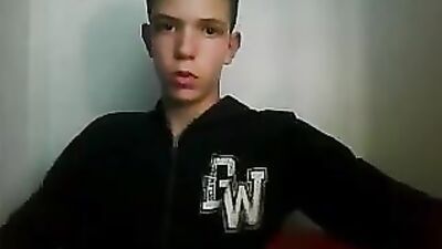 Handsome Amateurs Cumming for Hot Handjobs!