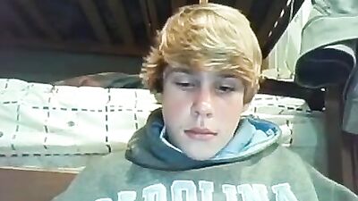 Blond Freshmans Webcam Cumshots and Handjobs