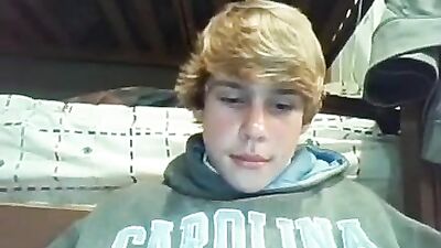 Blond Freshmans Webcam Cumshots and Handjobs