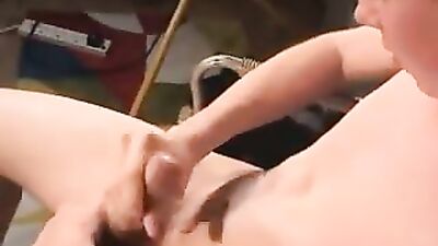Jeune Masturbation: Amateur Cum Shots and Handjobs!