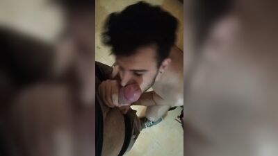 He ejaculate in the face of the youtuber seba terry, and he drinks it all