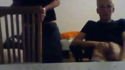 2 Boys Play Together - Handjob Web-Cam