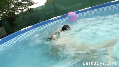 Aston - Fun in the Pool