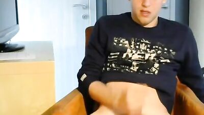 Jerking Off Solo Web-Cam: A Gay Porn Video with Passion and Excitement!