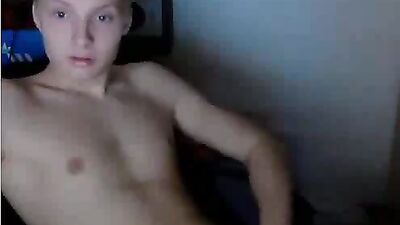 Blond Hunk Cum Shot: Young and Tattooed Muscle God Webcam Show