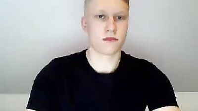 Bubble Ass Boys European Adventure - Slovenian Cutie On Cam!