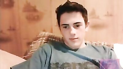 Le beau Billy: Cum Shots Handjob Solo on Cam with Sexy Teen Boy!