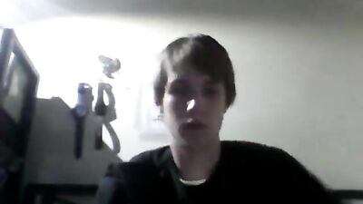 Blond Skyping Cutie Cumming on Cam!