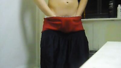 Hot Amateur Cum Shots & Handjobs: Shooting in my Tommys!