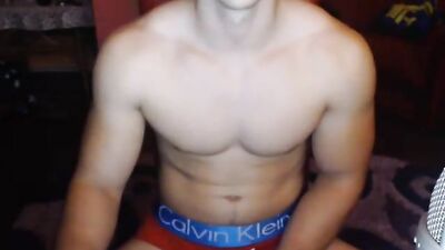 Horny Romanian Muscle Dude Cams for Gay Porn Fans!