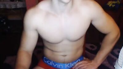 Horny Romanian Muscle Dude Cams for Gay Porn Fans!