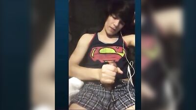 Cum: my kryptonite! - Amateur Cum Shots Solo 190 characters