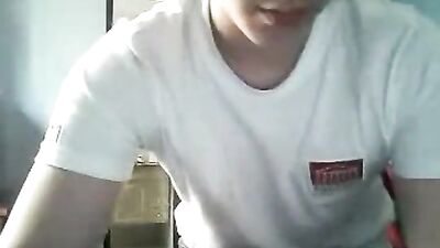 Cumming Cutie: A Smooth Solo Webcam Adventure