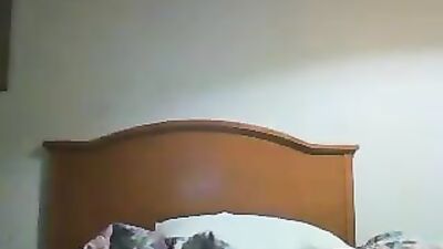 Jeune Minet Se Masturbe Dans Toute La Maison : Cum Shots Handjob Solo