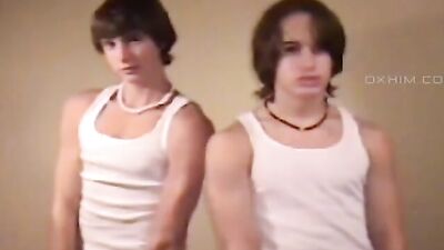 Awkward Sexiness: The Gay Porn Video with Amature Flavor!