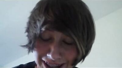 Gay Amateur Webcam Fun Cam 1579 - A Sexy Porn Adventure