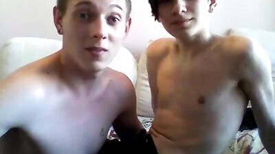 Amateur Web-Cam Sessions: The Ultimate Gay Porn Experience!