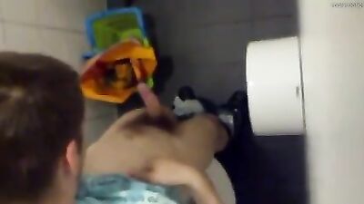 Young Amateurs Cum Shots Handjobs: Cam 1584 Revisited!