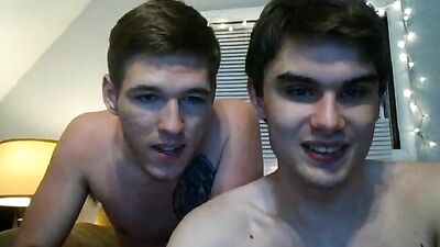 Cum-loving Amateurs: Mouthful of Hot Man Cum!
