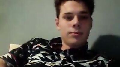 Gorgeous Aussie Gets His Stuff Off in Amateur Fun! OR 18-Year-Old Aussie Unleashes His Wild Side in Hot Amateur Action!