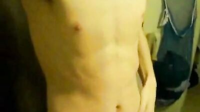 Big Cock Solo Web-Cam Wank & Cum: Hardcore Gay Porn Action!