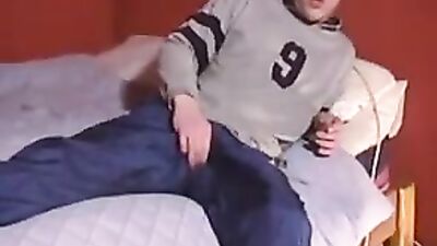 Handjob Amateurs Cumshots Cam1651 - The Ultimate Gay Porn Experience