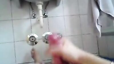 Markus Pelzs Hot Flip: The Amateur Porn Star