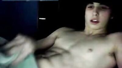 Young Cutie Jacks Off And Cums On Cam!