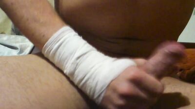 Markus Pelz Glass-Wanking Amateur: Hardcore Gay Porn!