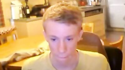 Young Blonde Boys Expose Their Cum Shots!