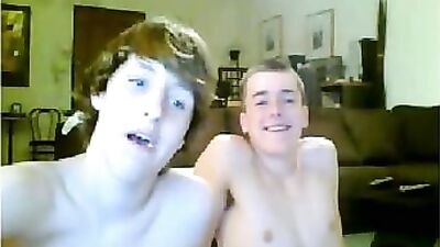 Gay Cam Action Web-Cam: 2 Sexy Cute Teen Boys Play With Their Shafts!