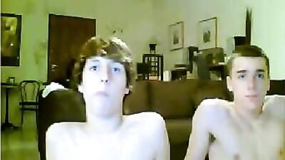 Gay Cam Action Web-Cam: 2 Sexy Cute Teen Boys Play With Their Shafts!