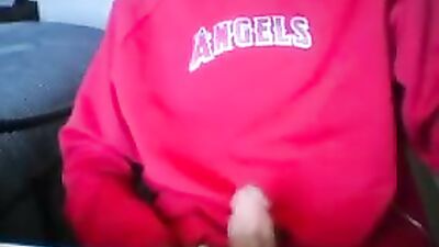 Young Angels: Cumming Solo!