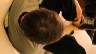 Branlette dans le sofa - Cum Shots Handjob Solo: Teen Boys Smooth Wank and Cum on Cam