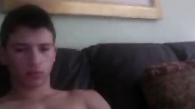 Bubble Ass Cutie Cums on Cam with Big Bareback Cocks!