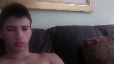 Bubble Ass Cutie Cums on Cam with Big Bareback Cocks!