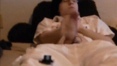 Giggle & Spurt - The Ultimate Laughing Cumshot Experience!