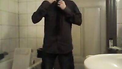 Leipzig Boy 004: Unleashed Amateur Straight Boys