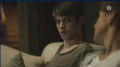 German Gay Boy Goes All Out for His Straight Best Friend