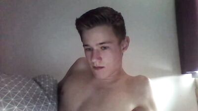 Super Paranoid Hottie Cums Again in Gay Porn Video with Sixpack Abs and Sexy Male Models!