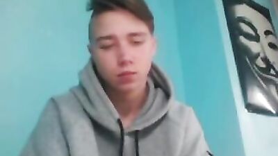 Gay Porn Video: Cute Web-Cam Boy =====================================