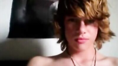 Blond Handjob Solo: Only One Does It Right!