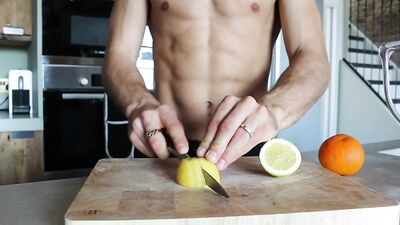 Tom Daleys Fruity Switch - From Juice to Water!