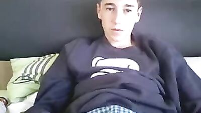 German Big Cock Cam Boy - Bareback Cum Shots!