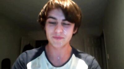 Face-Cum Masterpiece: Best Web-Cam Wanking Ever!