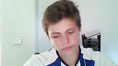 Hot Portuguese Cutie Cums on Cam! Burning Doggie Ass!