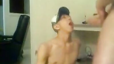 Gay Porn Sucking Spree with Cute Asian Boy