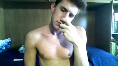 Popperschallenge - Amature Web-Cam: Gay Porn Poppers Challenge!