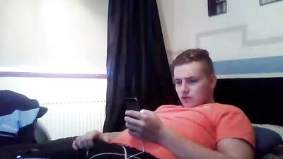 Rubs a bit: Web-Cam Gay Porn Video - Watch the Hot Men in Action Now!