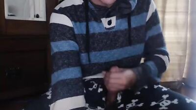 Young Cuties Birthday Wank & Cum Shots